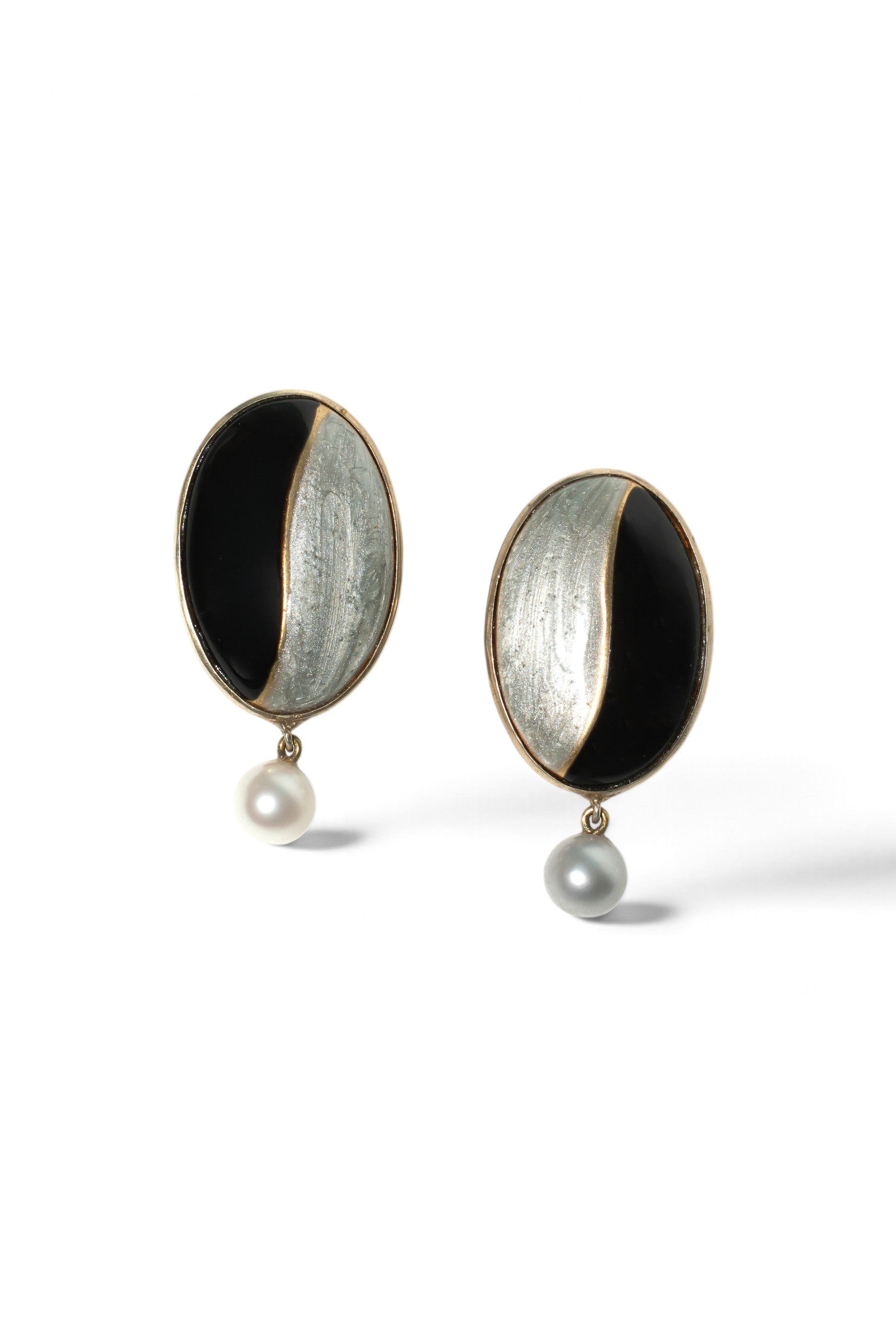 Grey Pearls