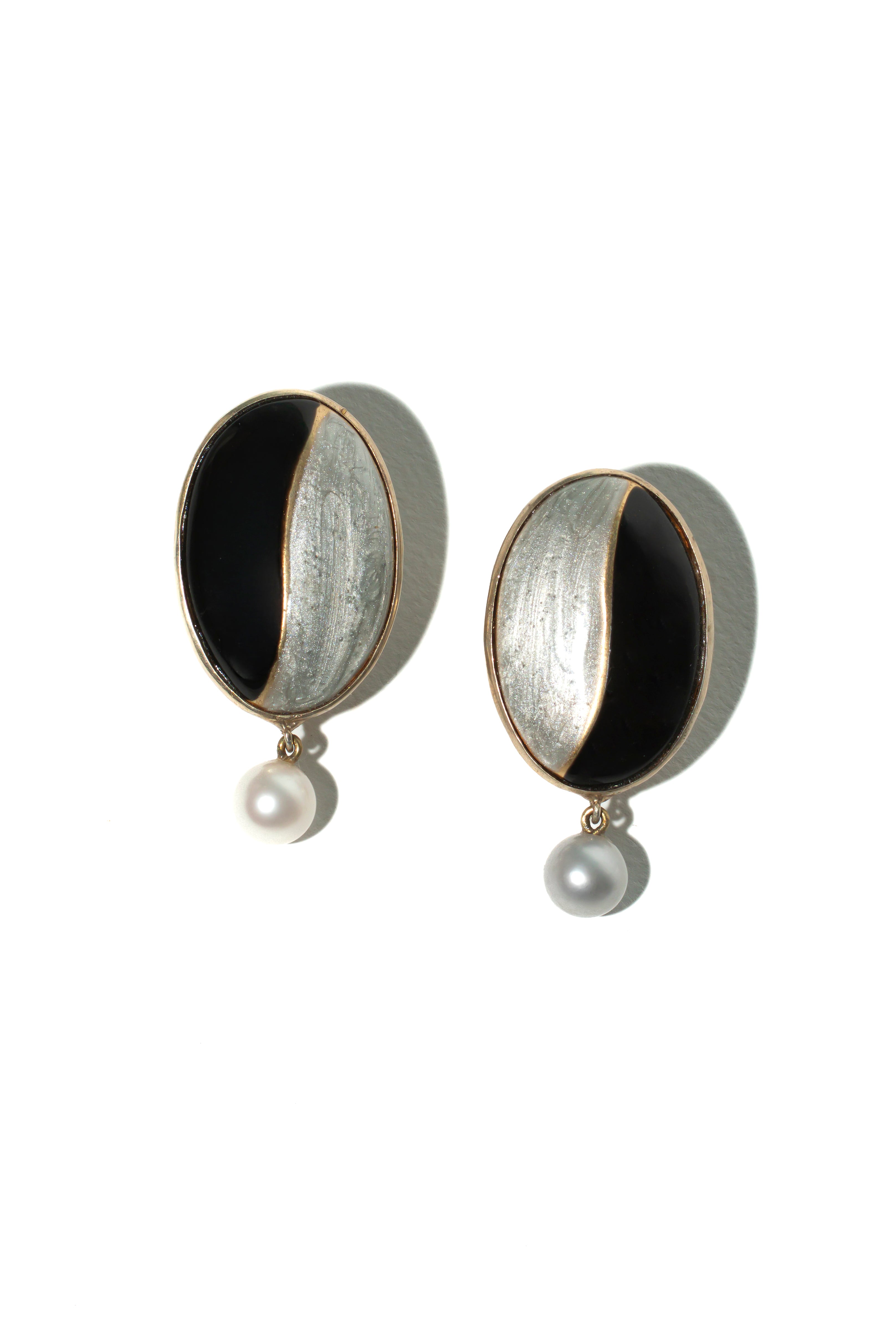 Grey Pearls